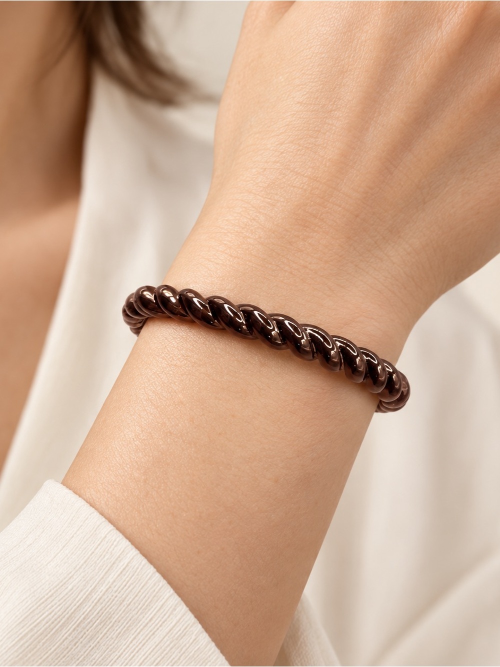Elegant Brown Twisted Bracelet 925 over enamel